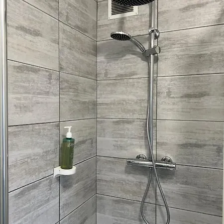 L'auberge De La Gare, Confort, Proches Gare شقة *